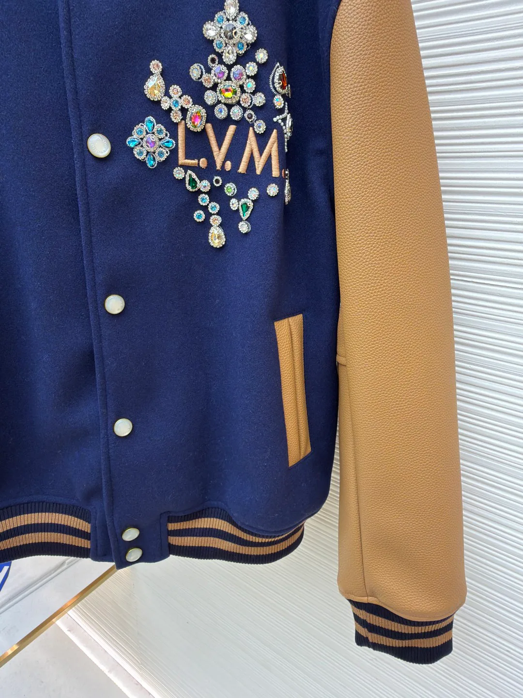 Куртки И Пуховики Мужские Louis Vuitton 11399333