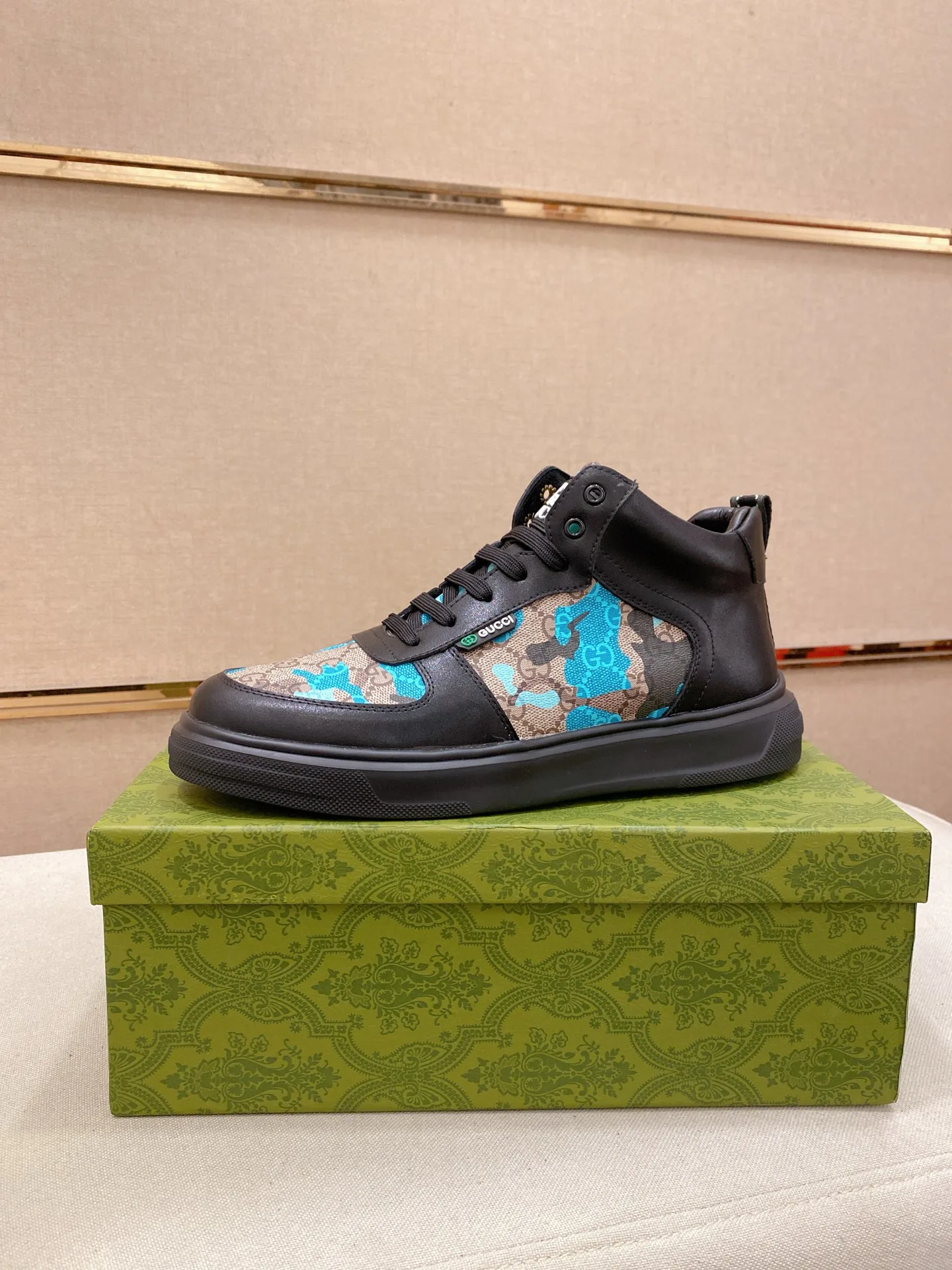 Кроссовки Мужские Gucci 1132341