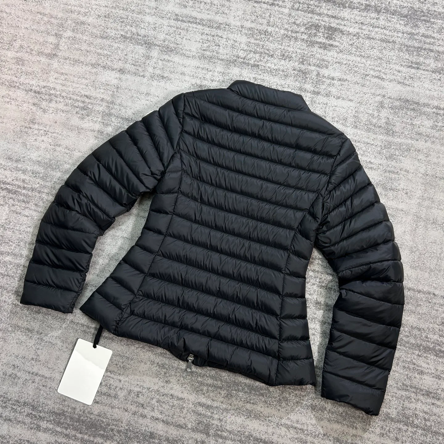 Куртки И Пуховики Женские Moncler 18133832