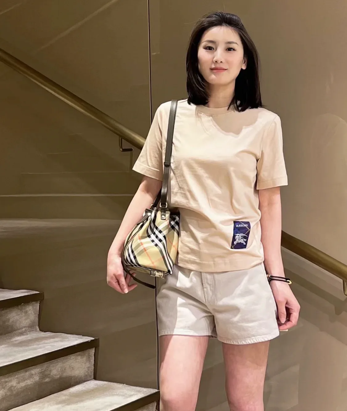 Футболки Женские Burberry 11413237