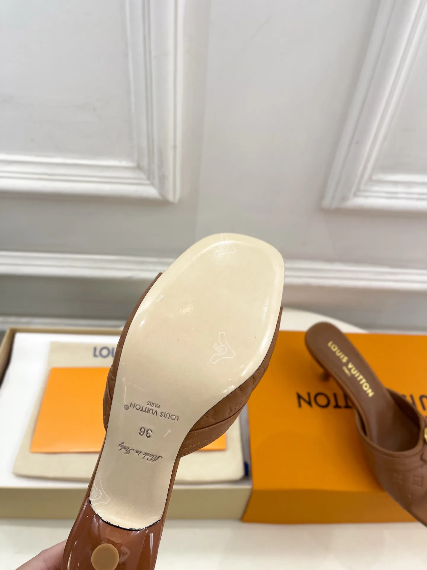 Босоножки Женские Louis Vuitton 496205