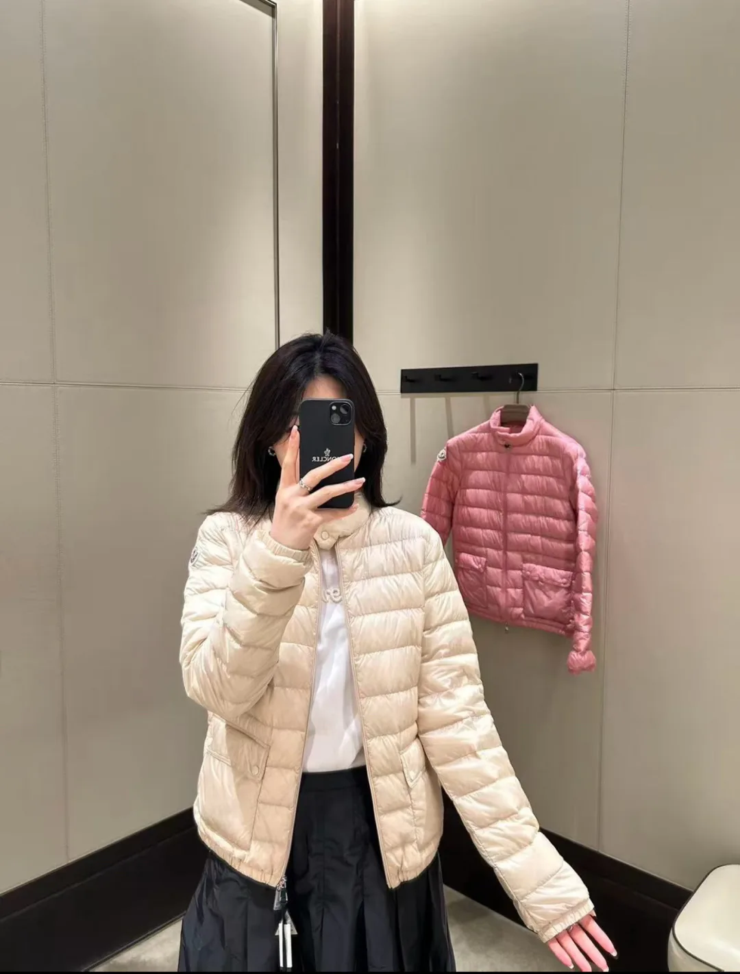 Куртки И Пуховики Женские Moncler 18746479