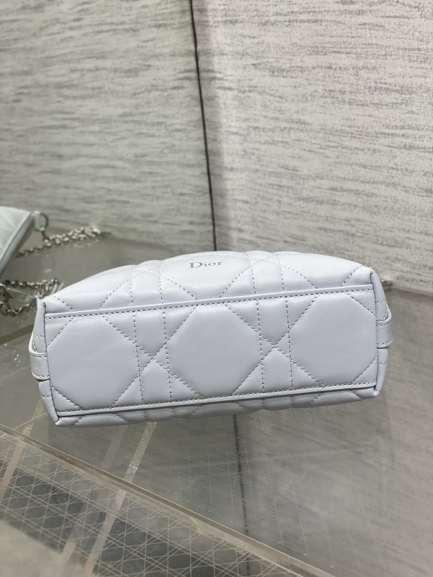 Классические Сумки Женские Christian Dior 17629529