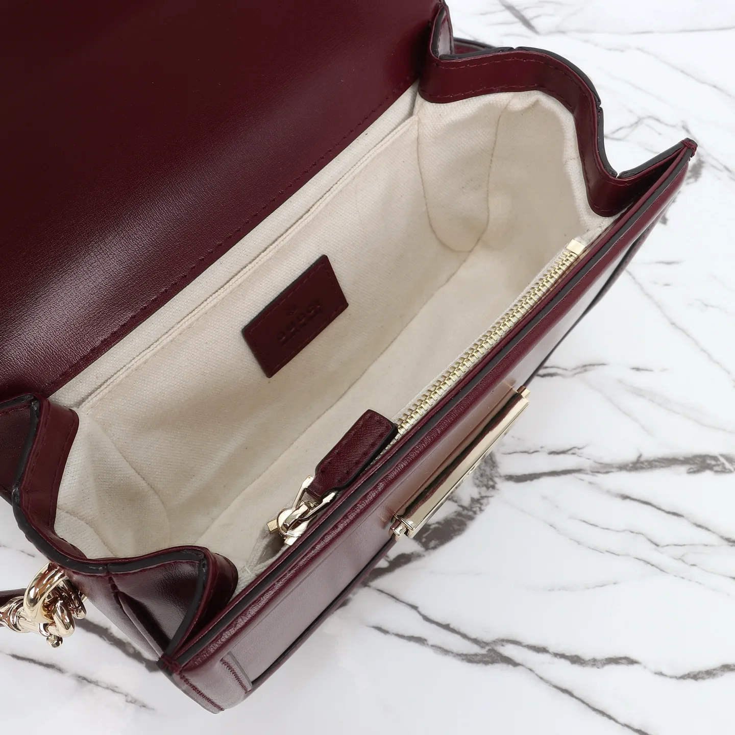 Классические Сумки Женские Gucci 18210724