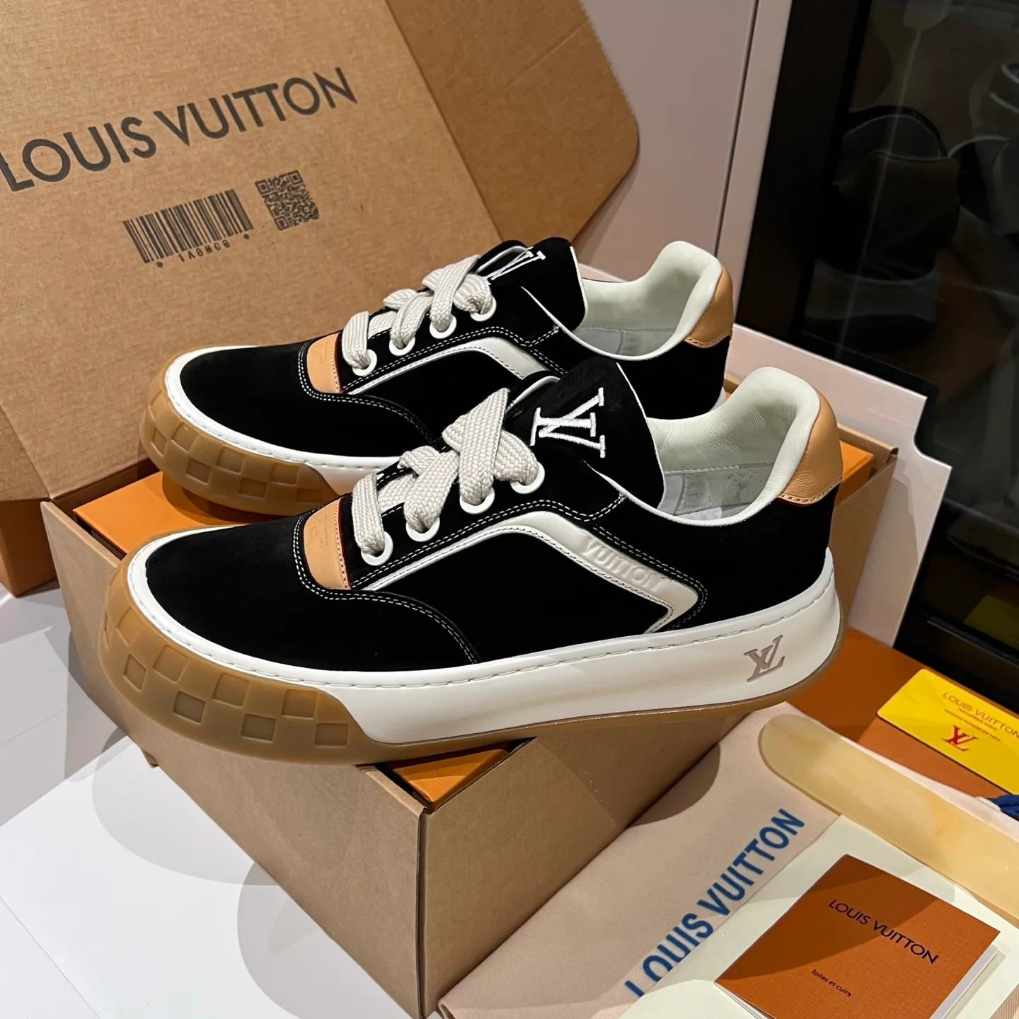 Кроссовки Женские Louis Vuitton 1412728