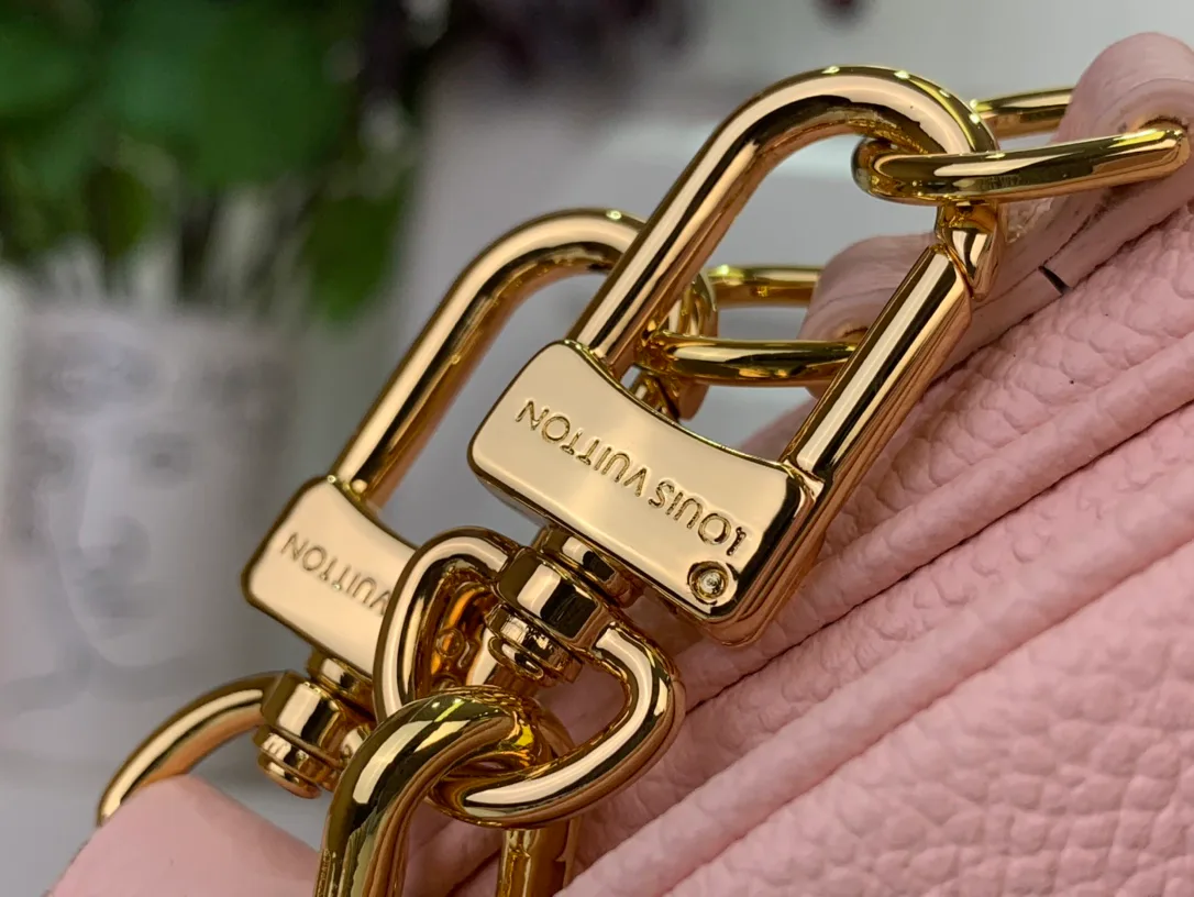 Сумки На Ремне Женские Louis Vuitton 14713