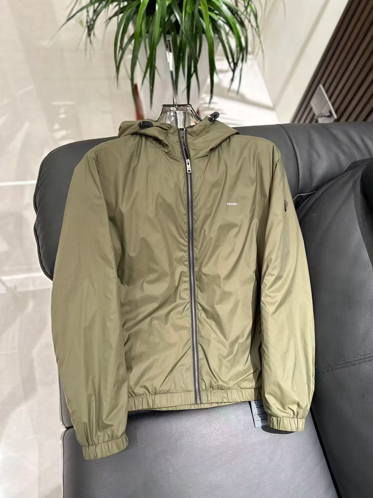 Куртки И Пуховики Мужские Prada 17944125