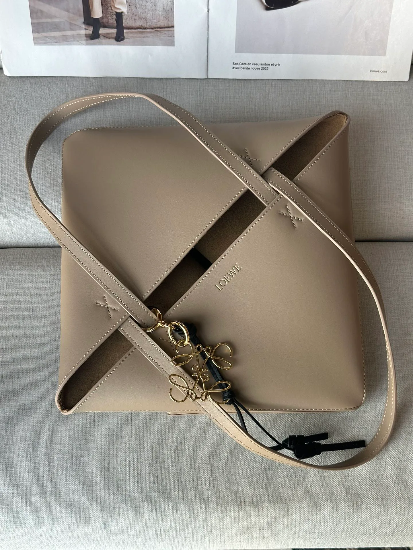 Классические Сумки Женские Loewe 12866922