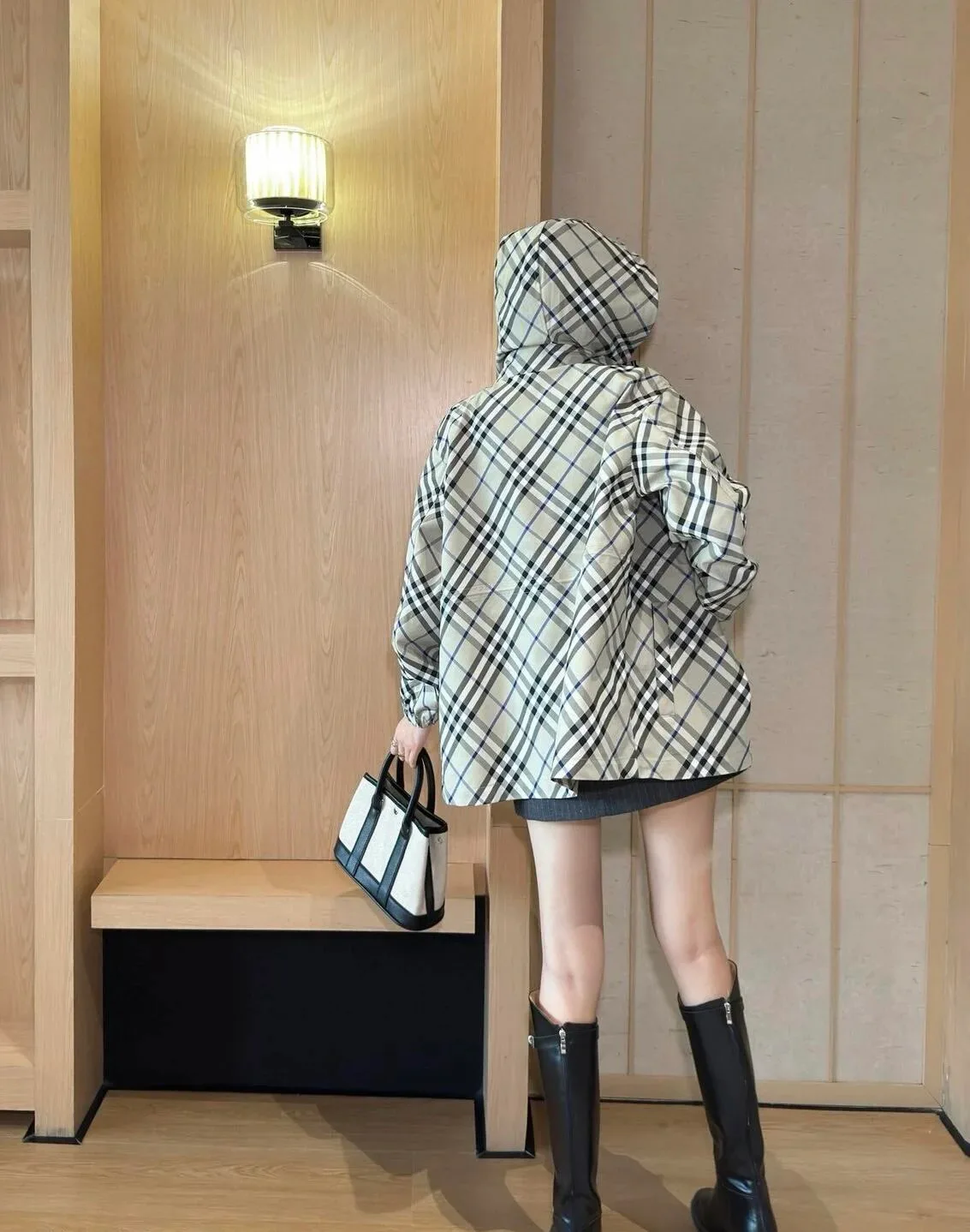 Куртки Женские Burberry 10554