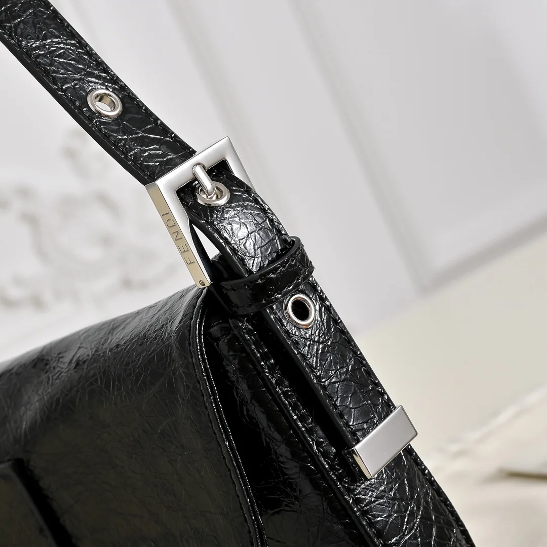 Классические Сумки Женские Fendi 18005125