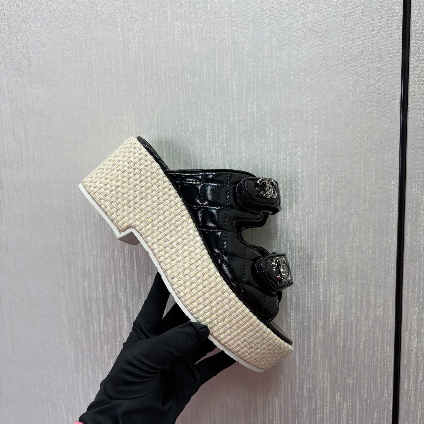 Босоножки Женские Chanel 11579259