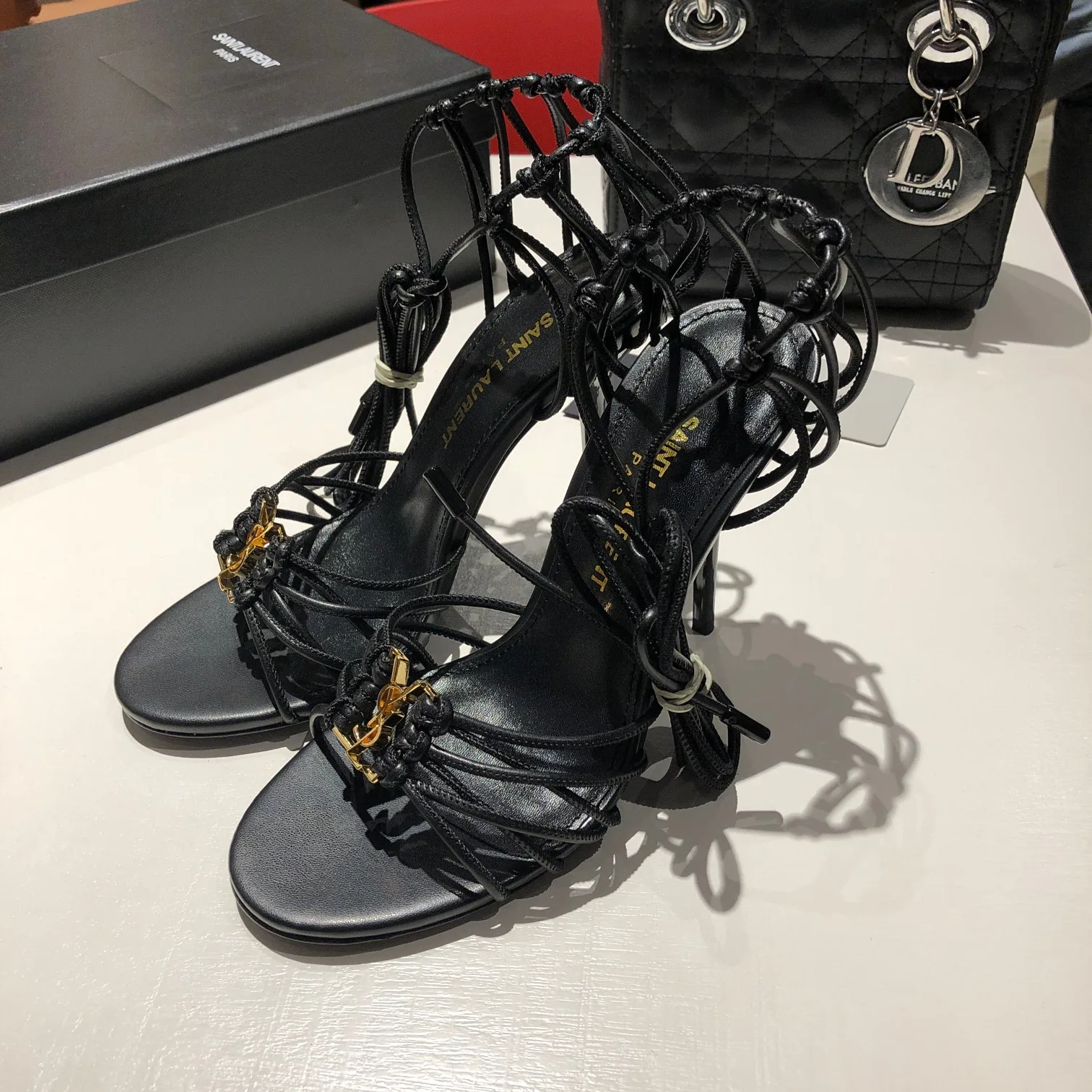 Босоножки Женские Saint Laurent 35777