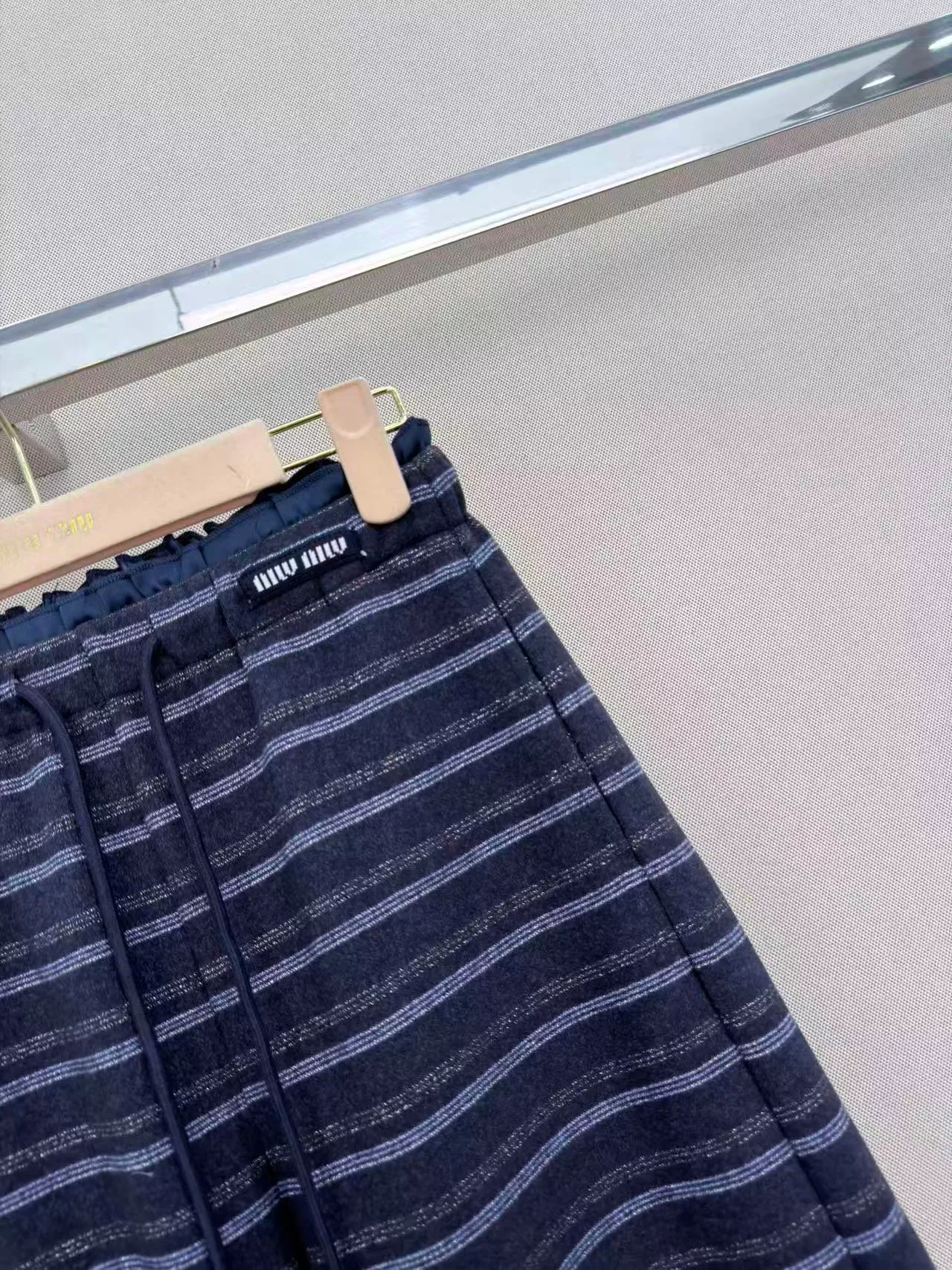 Брюки Женские Miu Miu 18108477