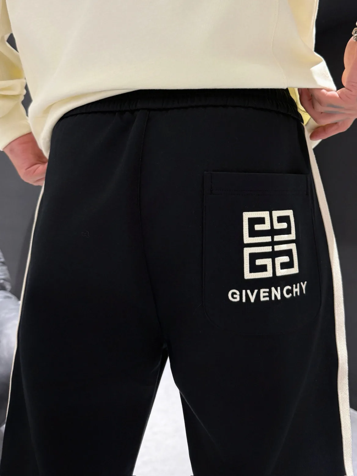 Брюки Мужские Givenchy 135511
