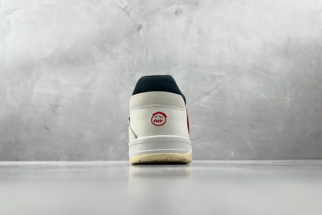 Кроссовки Женские Air Jordan 253768