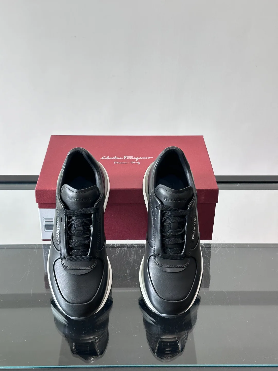 Кроссовки Мужские Salvatore Ferragamo 11334458