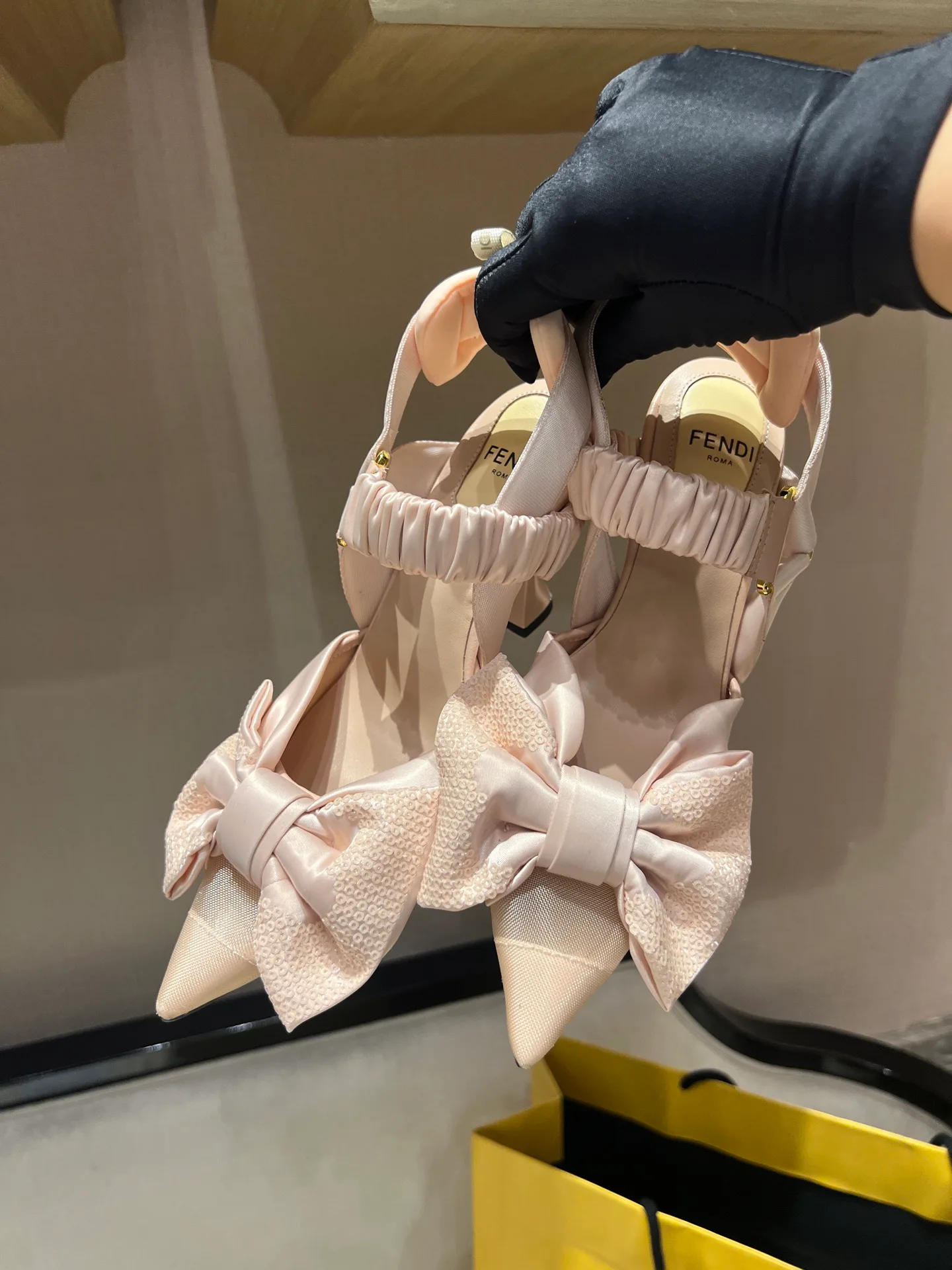 Босоножки Женские Fendi 11620479