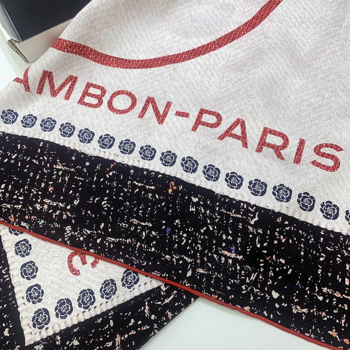 Платки Chanel 11501882