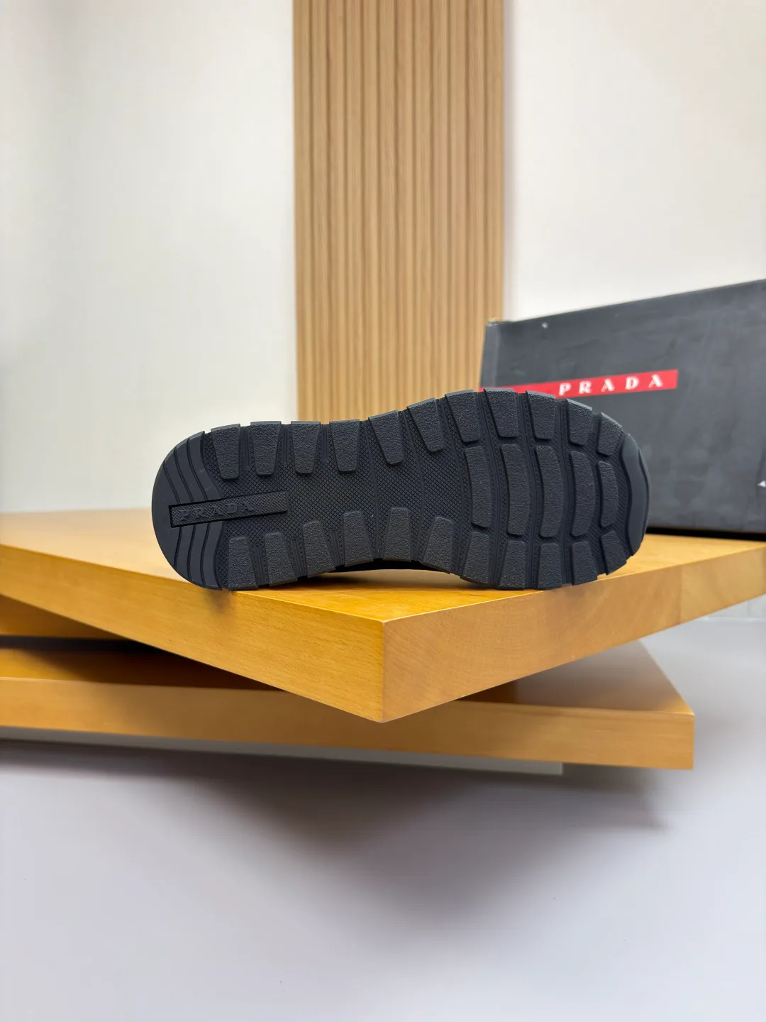 Кроссовки Мужские Prada 183927