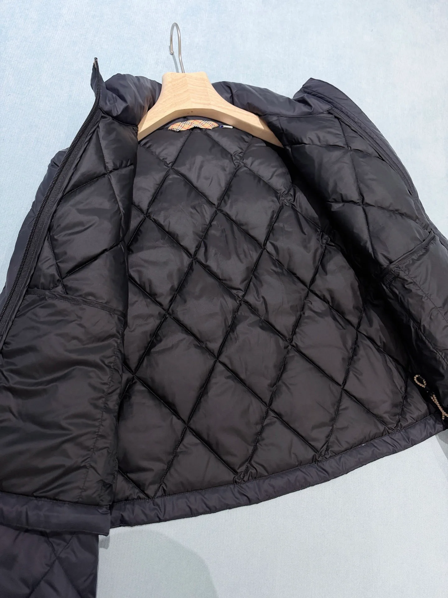 Куртки И Пуховики Женские Burberry 18911376
