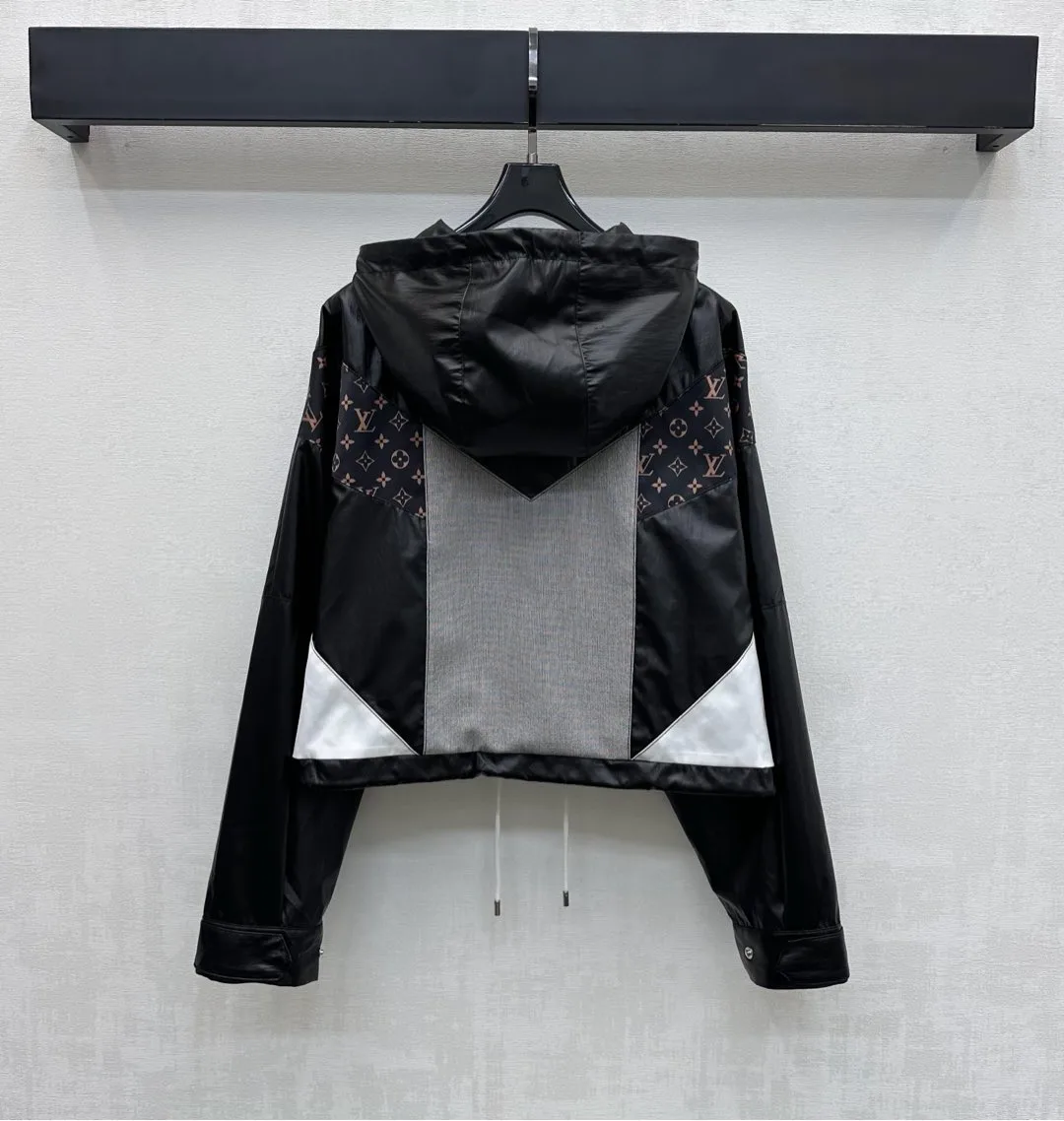 Куртки И Пуховики Женские Louis Vuitton 1267676