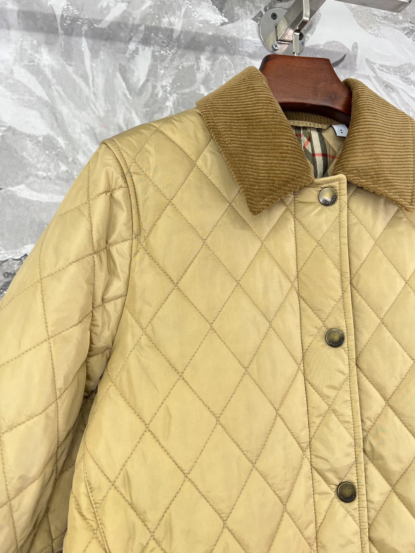 Куртки И Пуховики Женские Burberry 2260869