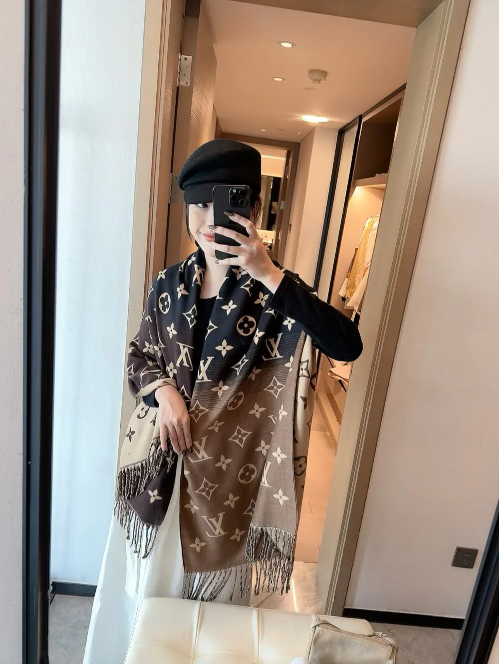 Шарфы Louis Vuitton 18105588