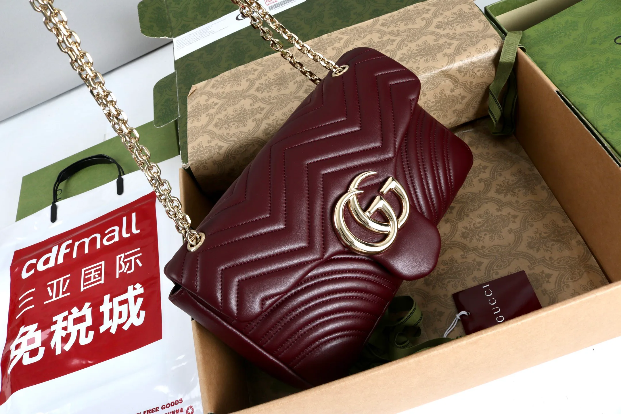 Классические Сумки Женские Gucci 18223238