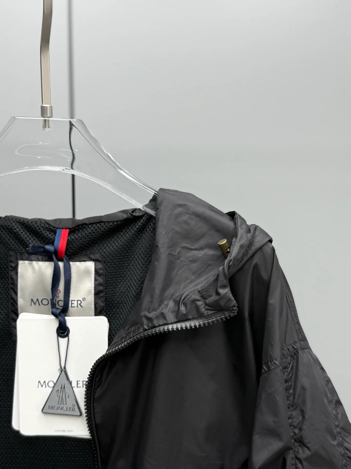 Куртки И Пуховики Женские Moncler 11305468