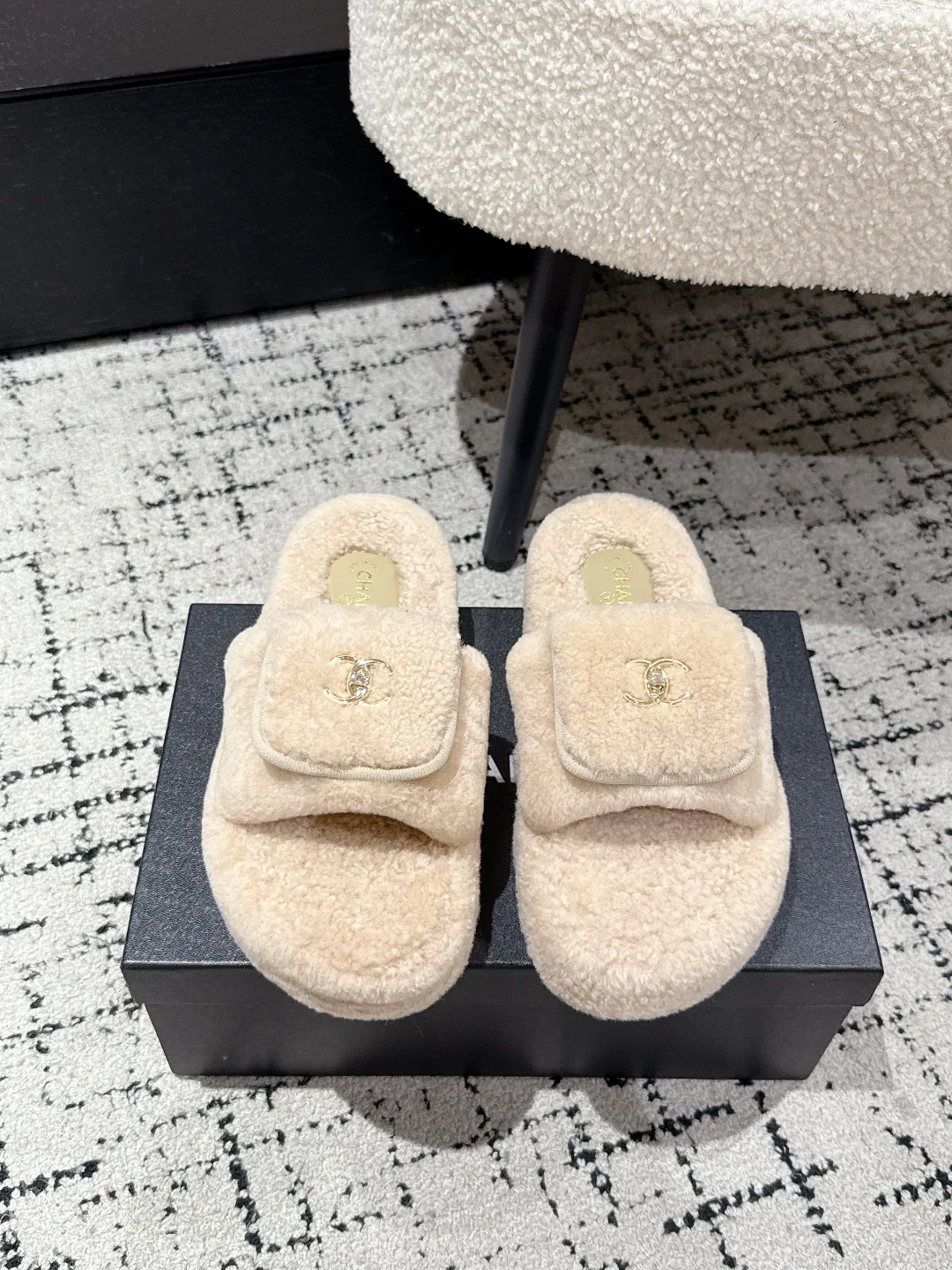 Тапочки Женские Chanel 91192