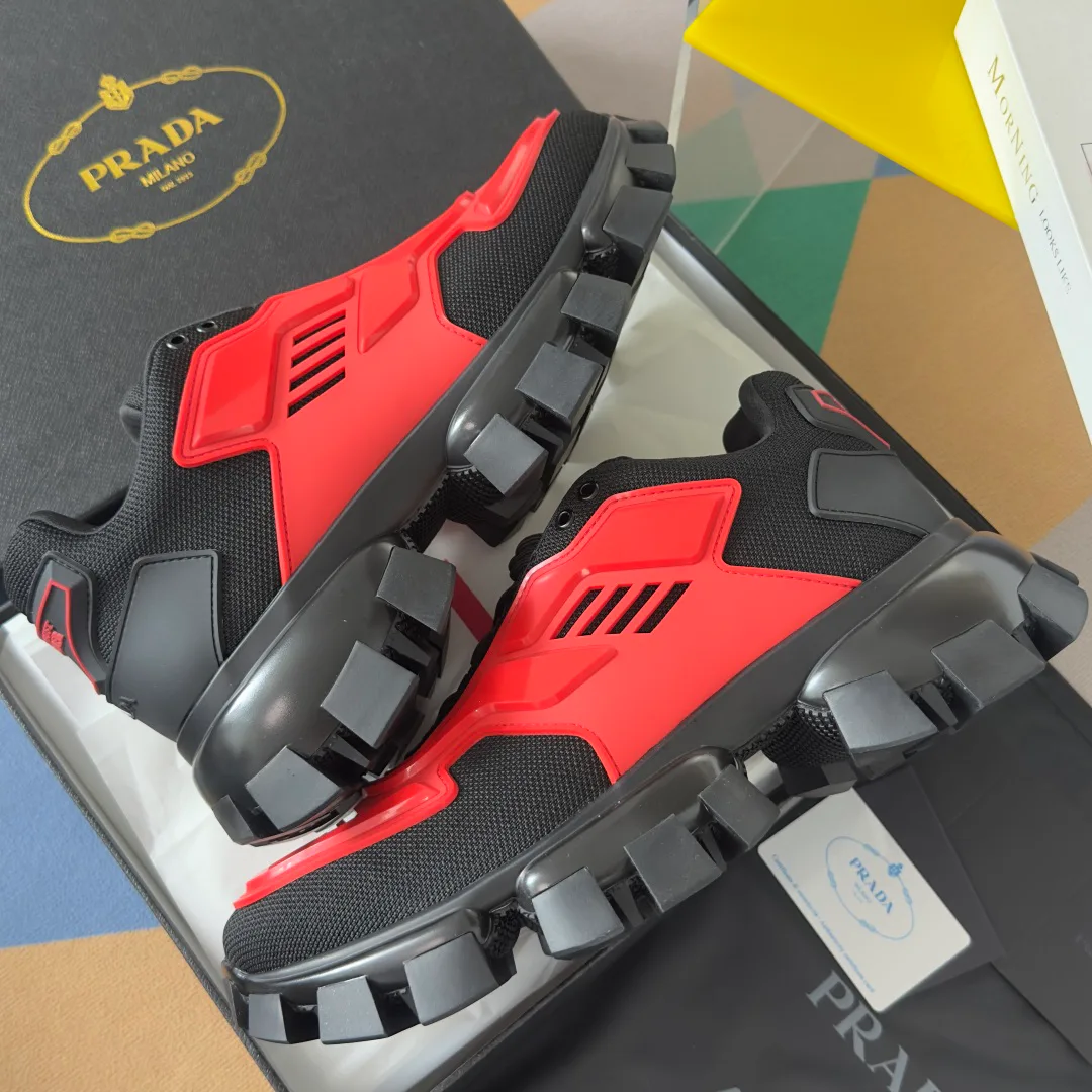 Кроссовки Женские Prada 790353