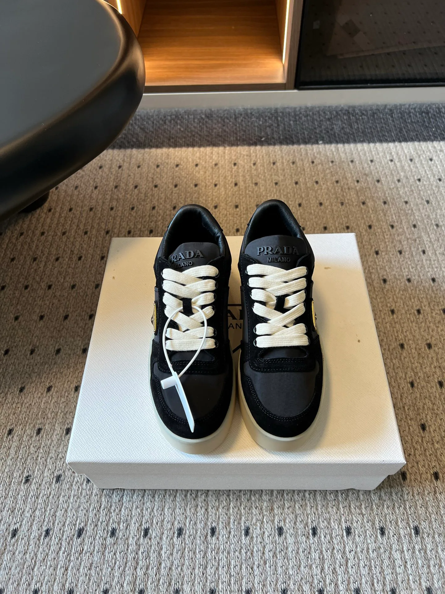 Кроссовки Женские Prada 18731912