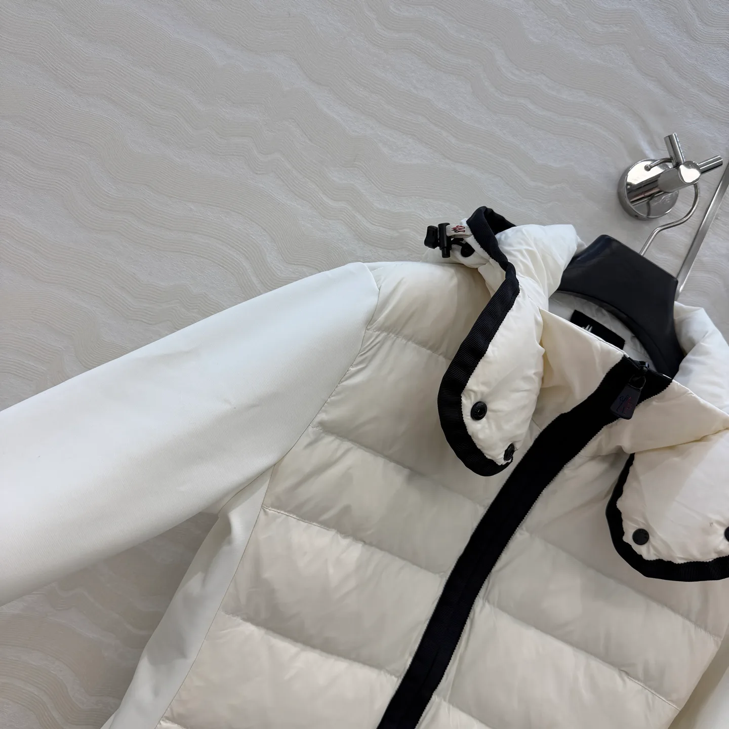Куртки И Пуховики Женские Moncler 19698105