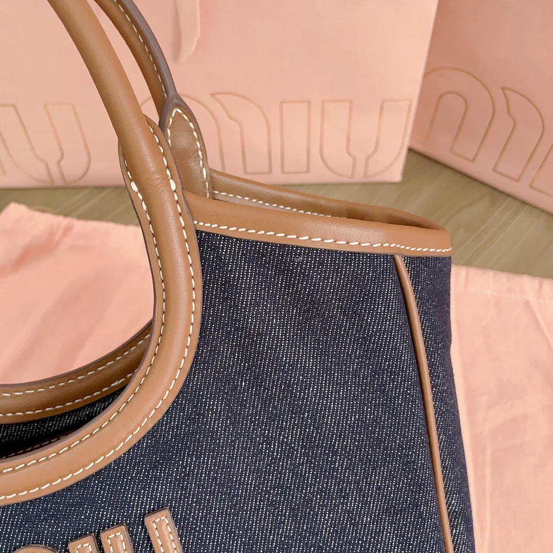 Сумки На Ремне Женские Miu Miu 111347