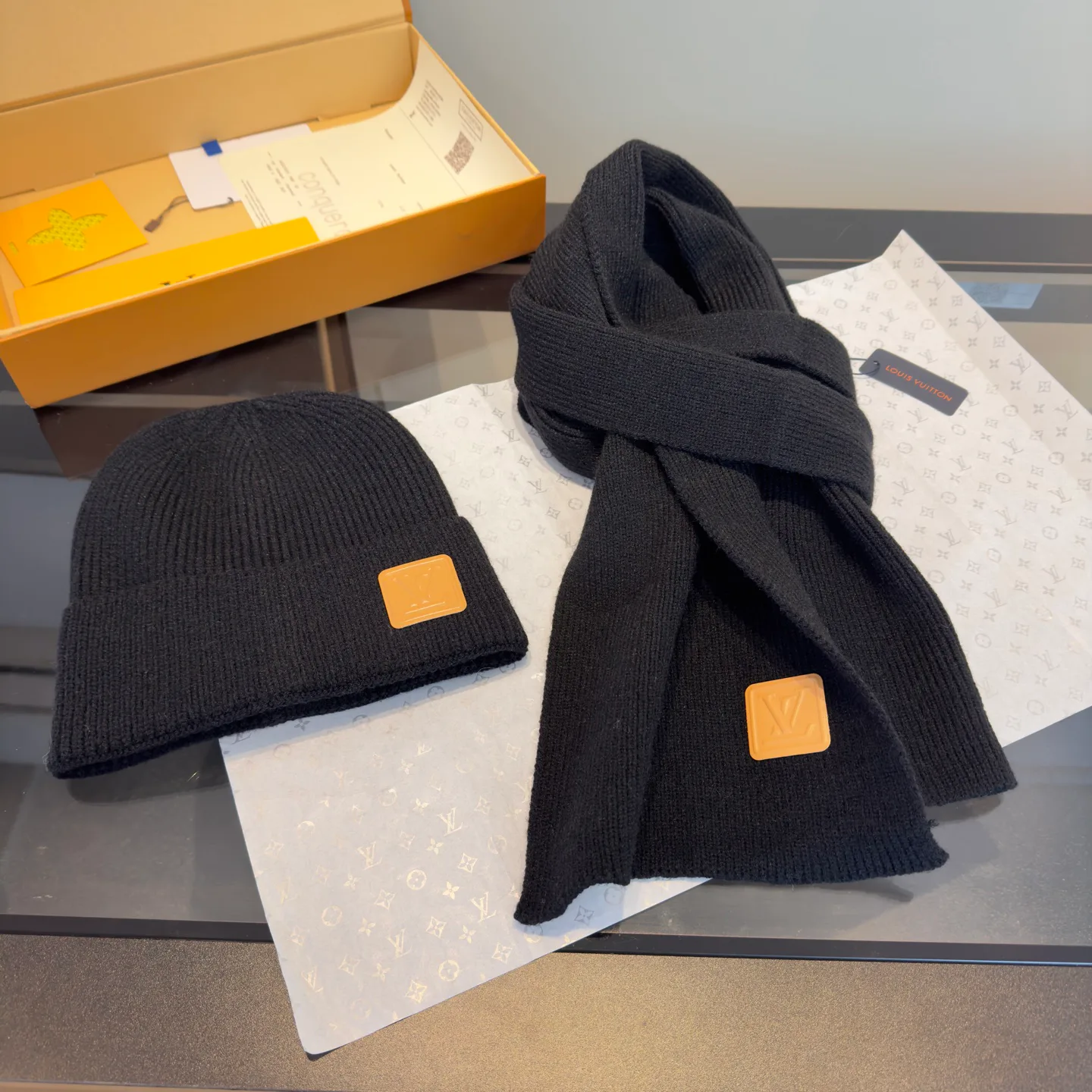 Головные Уборы Louis Vuitton 663351