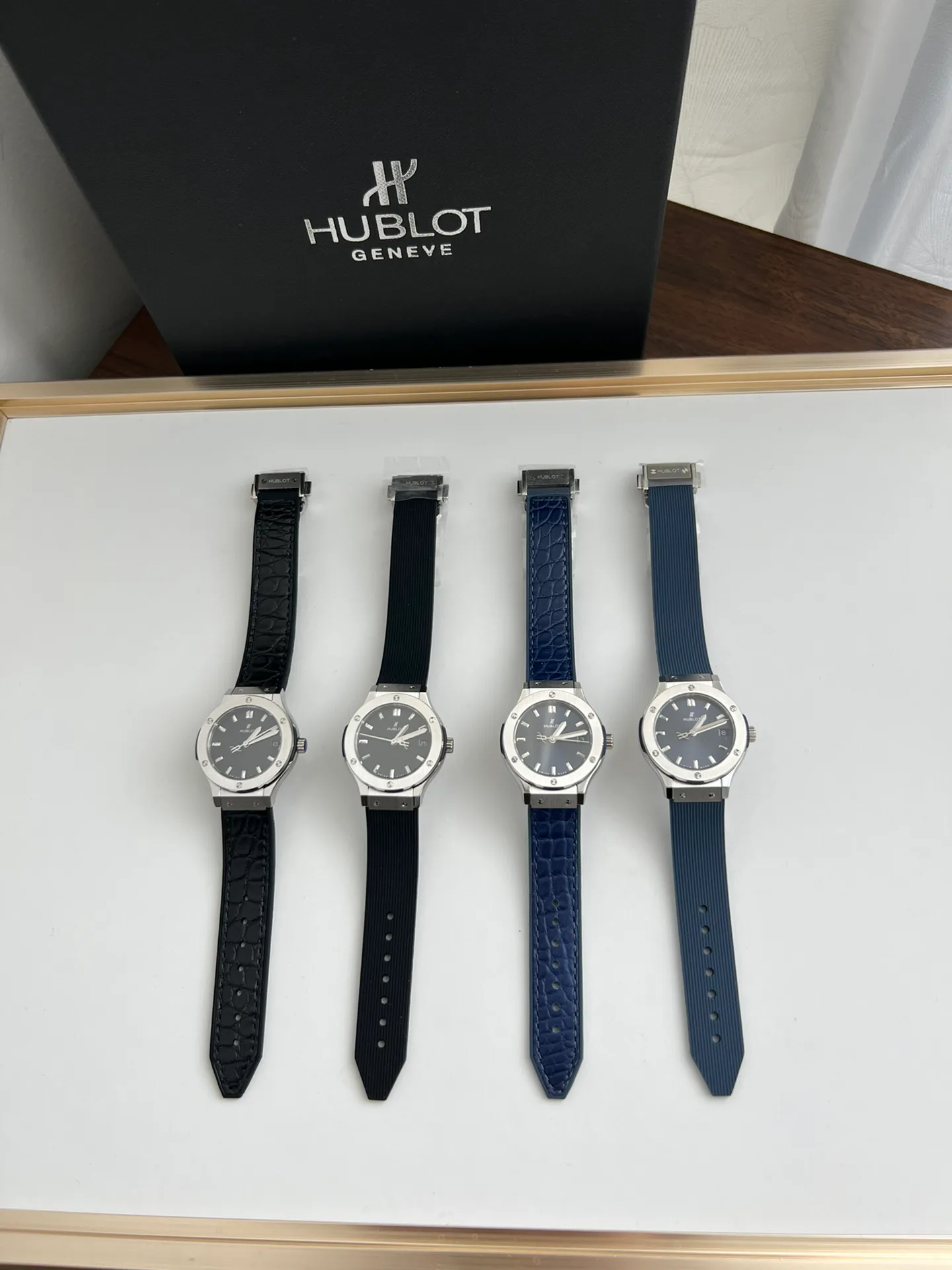 Часы Женские Hublot 17629729