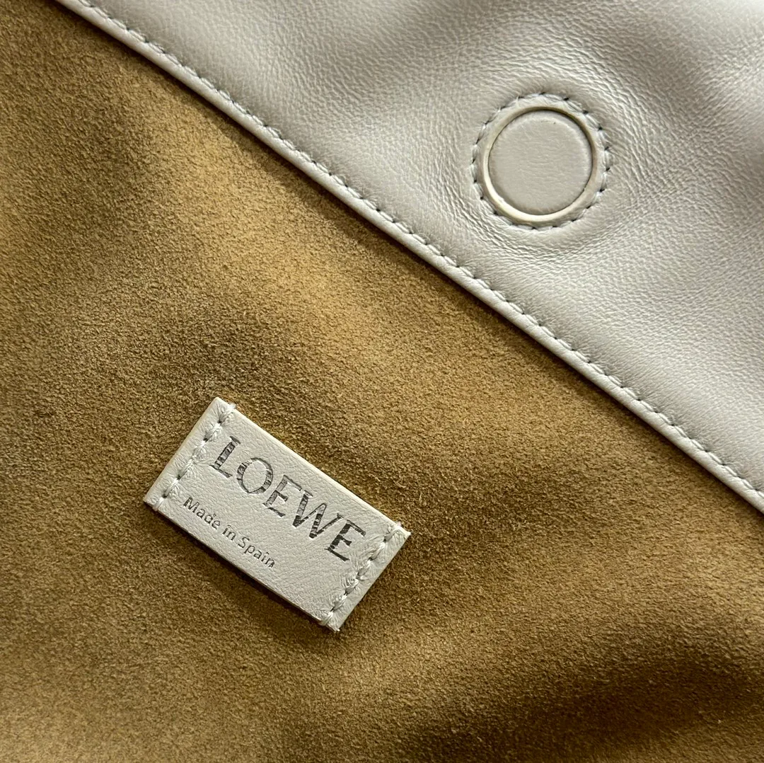Классические Сумки Женские Loewe 11401019