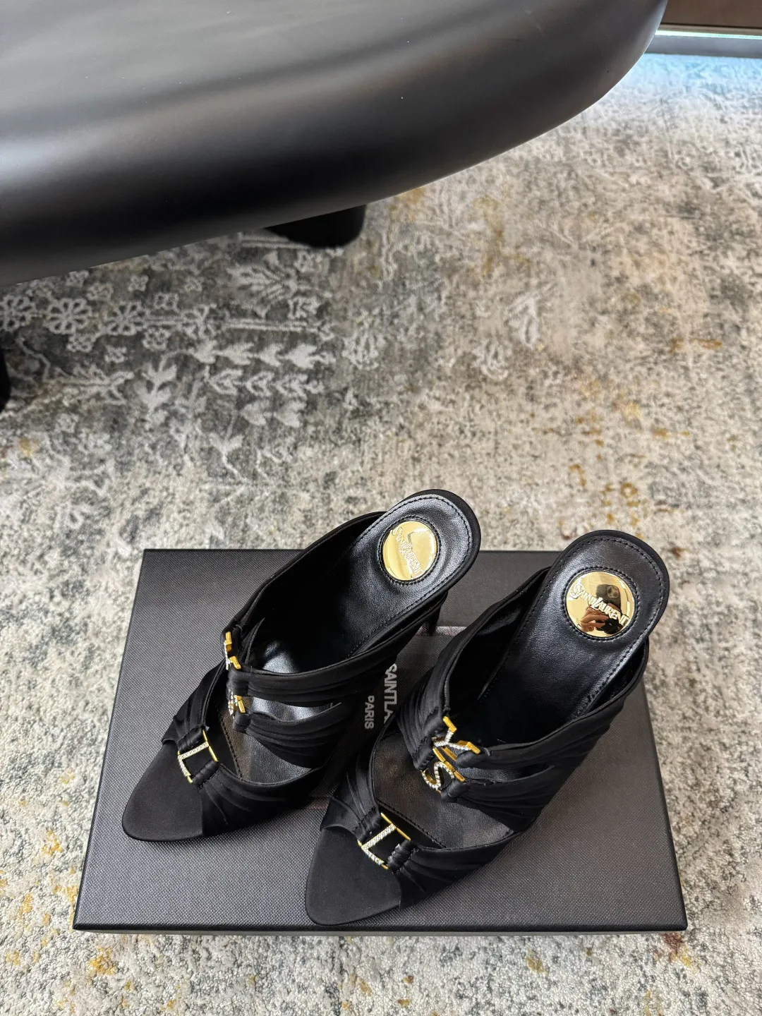 Босоножки Женские Saint Laurent 3919929