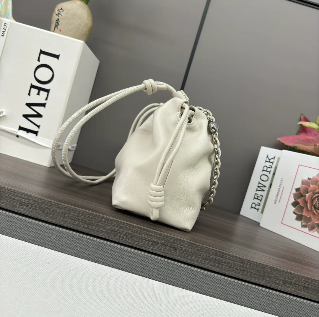 Классические Сумки Женские Loewe 11401019