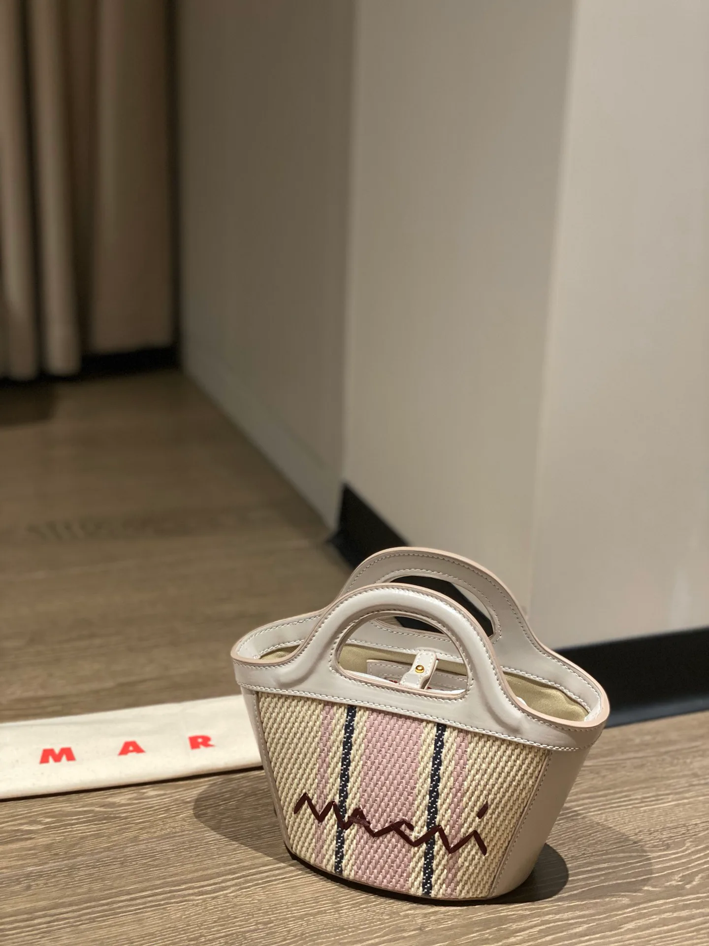 Классические Сумки Женские Marni 11111699