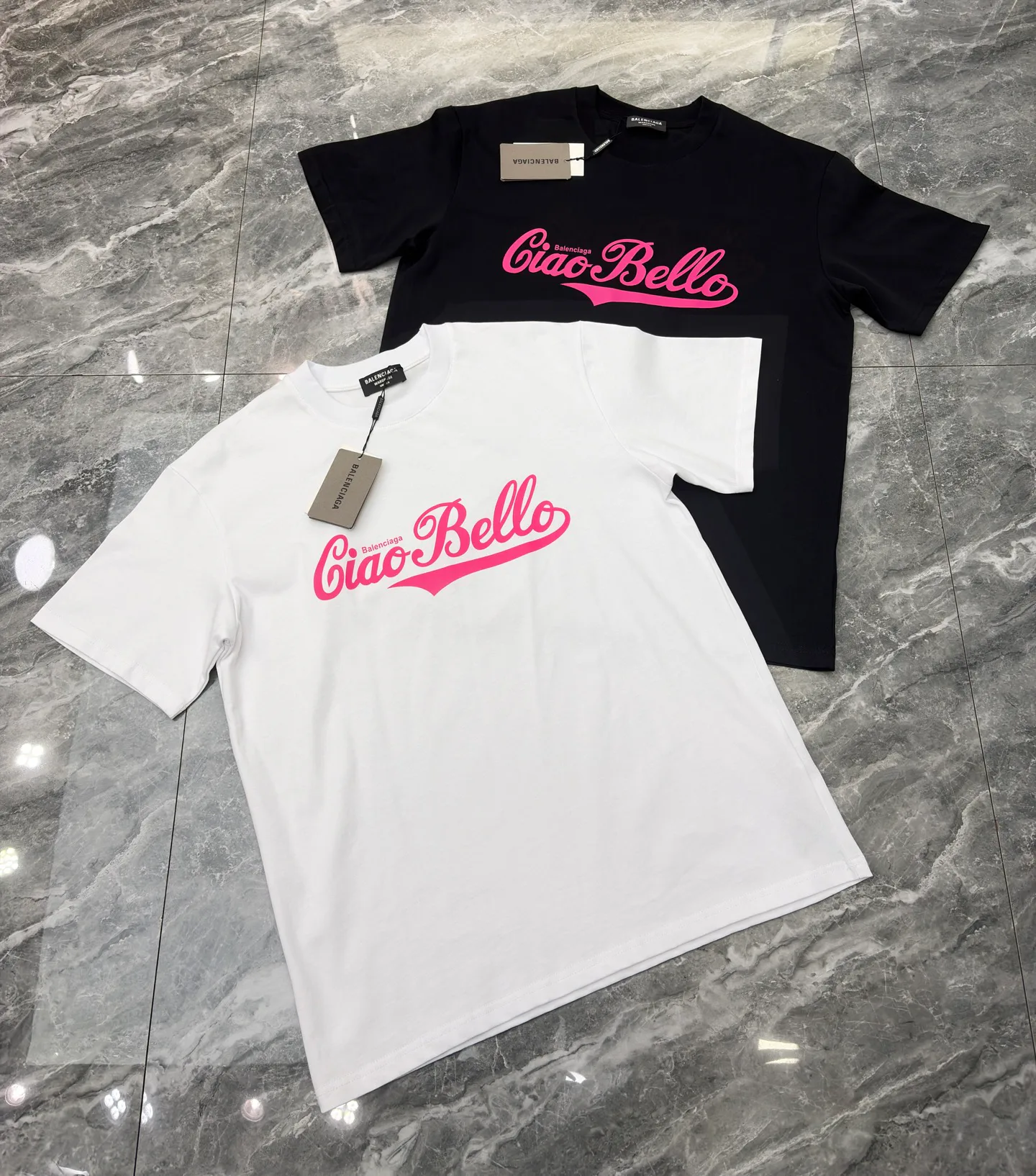 Футболки Женские Balenciaga 11424395