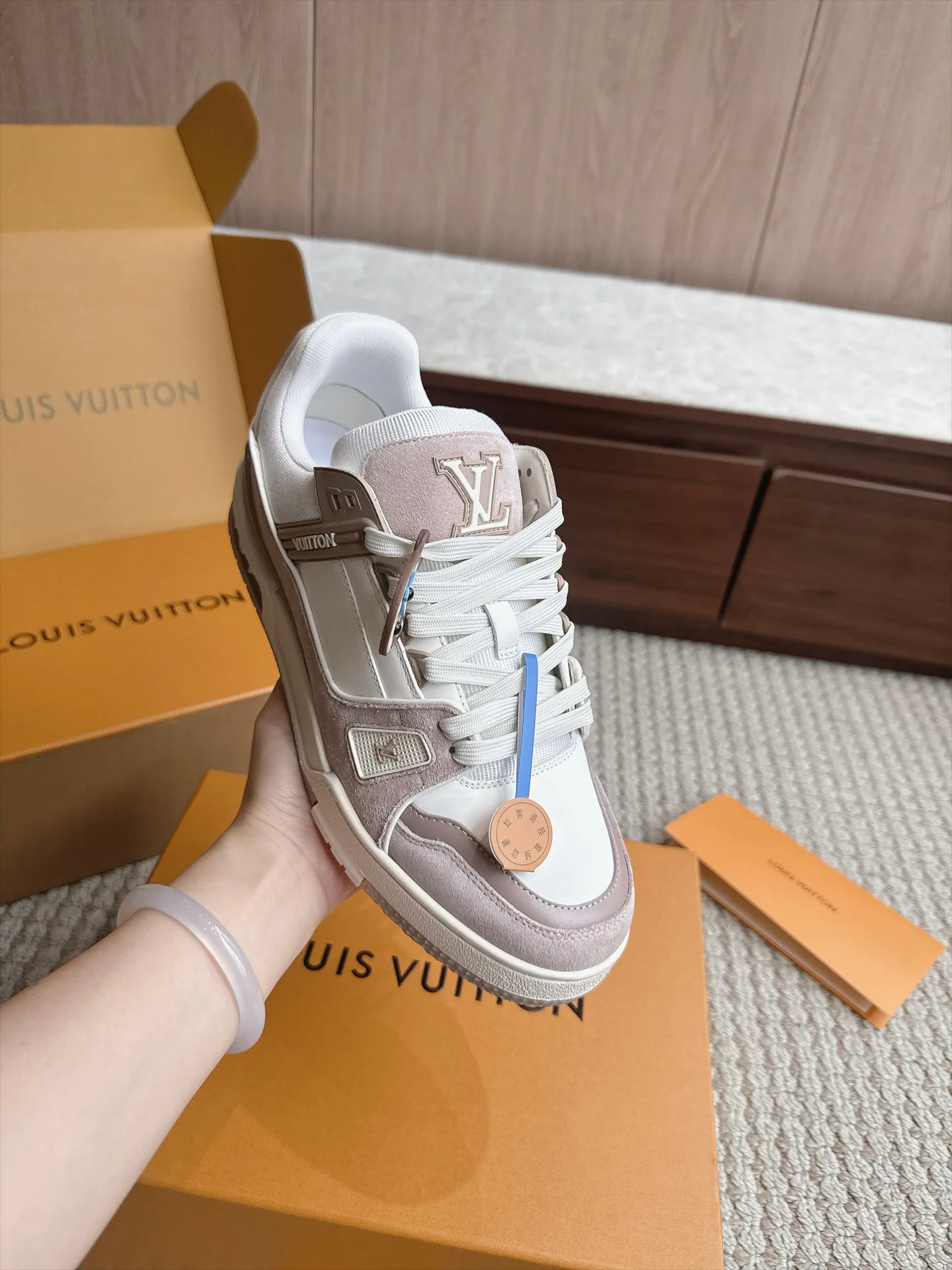 Кроссовки Мужские Louis Vuitton 18039312