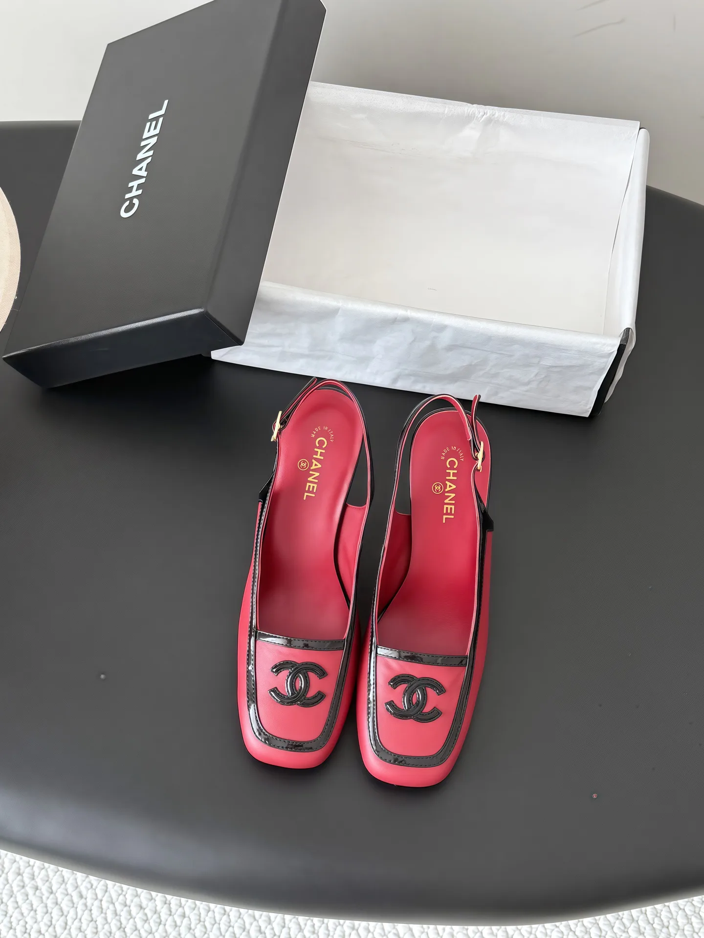 Туфли Женские Chanel 18378213