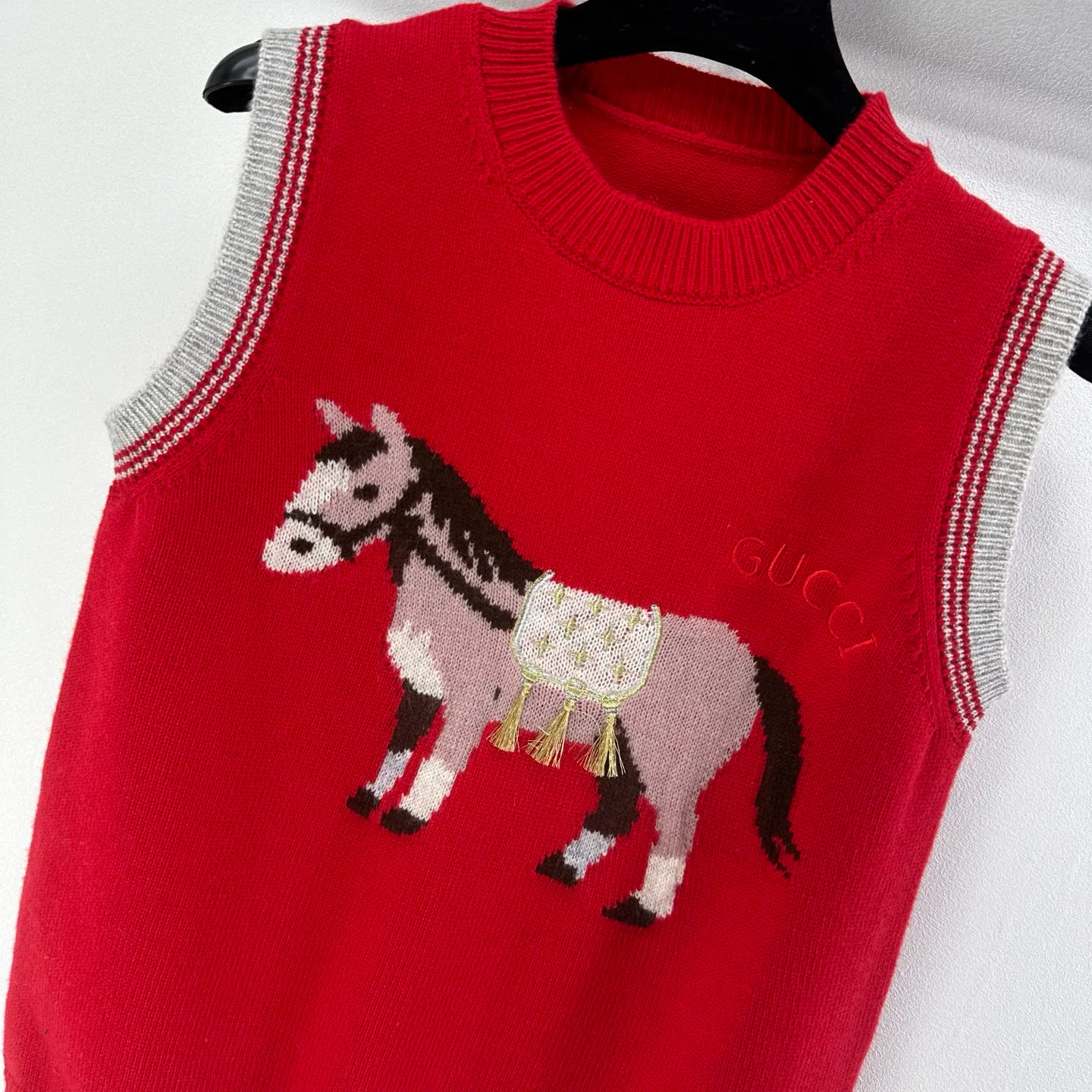 Жилеты Женские Gucci 1392277