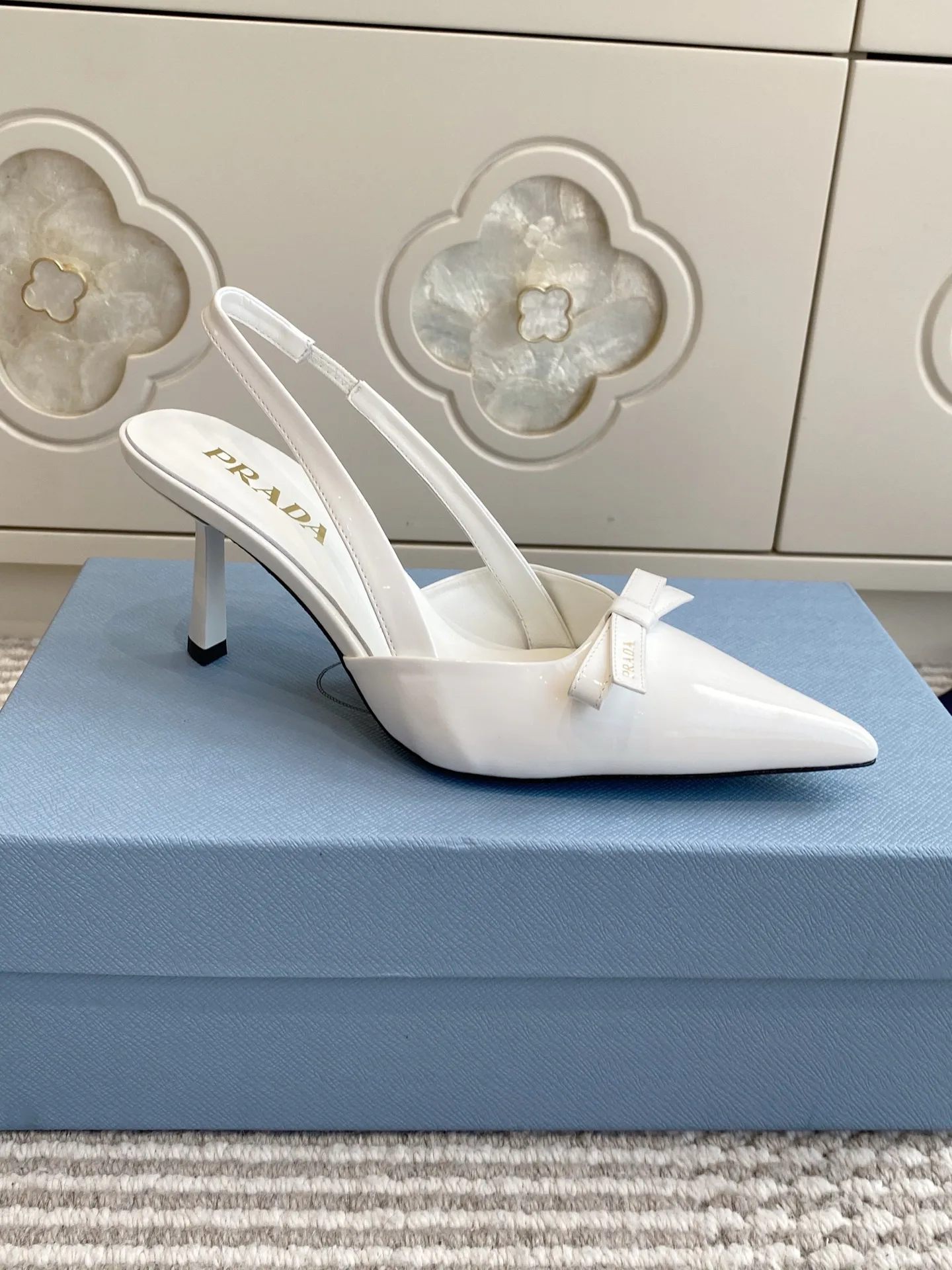 Босоножки Женские Prada 17527314