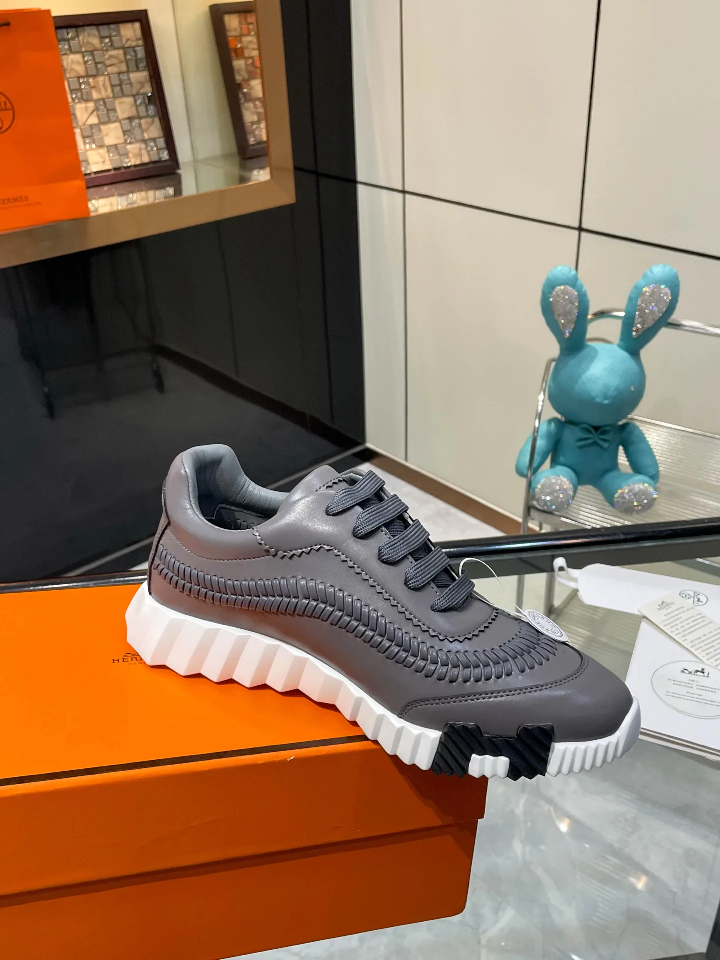 Кроссовки Женские Hermes 17954789
