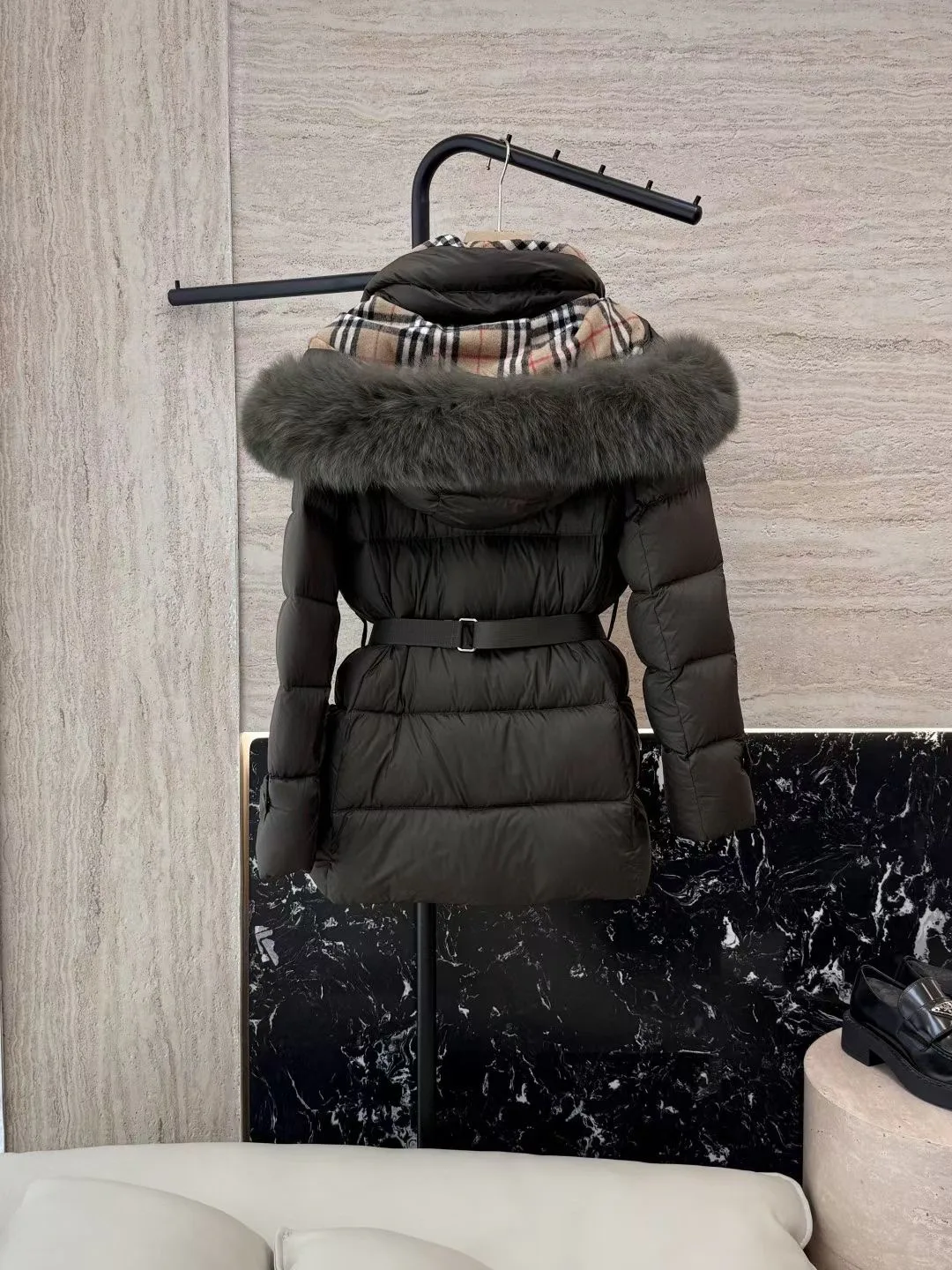 Куртки И Пуховики Женские Burberry 18043118