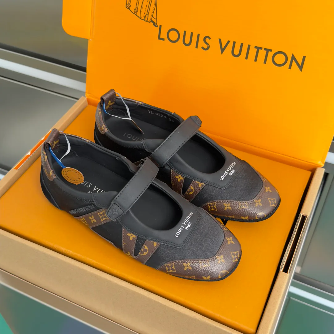 Туфли Женские Louis Vuitton 10211796