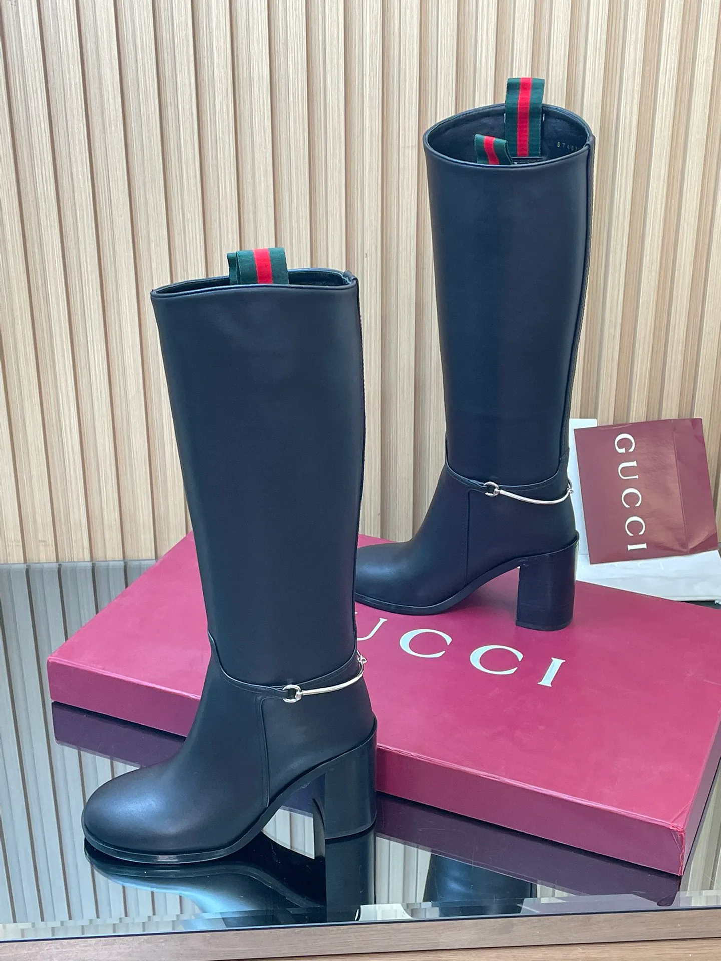 Сапоги Женские Gucci 18083276