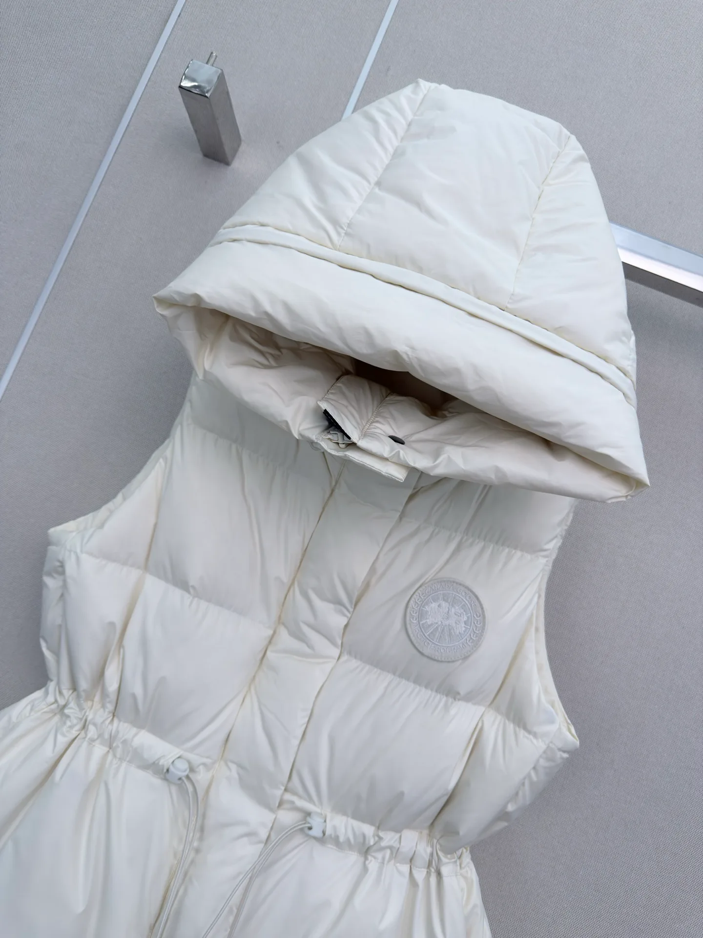 Куртки И Пуховики Женские Canada Goose 18108490